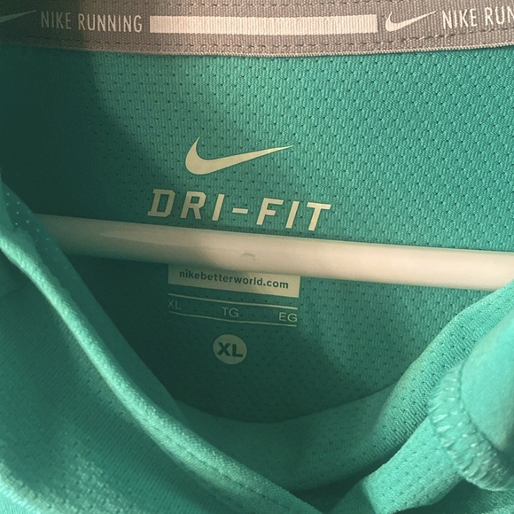 Nike Hooded Long Sleeve Shirt - Picture 5 of 7